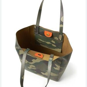 Banana Republic Ashbury Tote